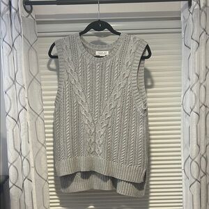 Rachel Zoe Light Gray Knit Sweater large